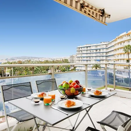 Roxelane Yourhosthelper Apartment Cannes