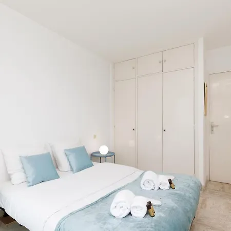 Apartment Roxelane Yourhosthelper Cannes